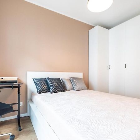 Nowohucka Apartament Краков Экстерьер фото